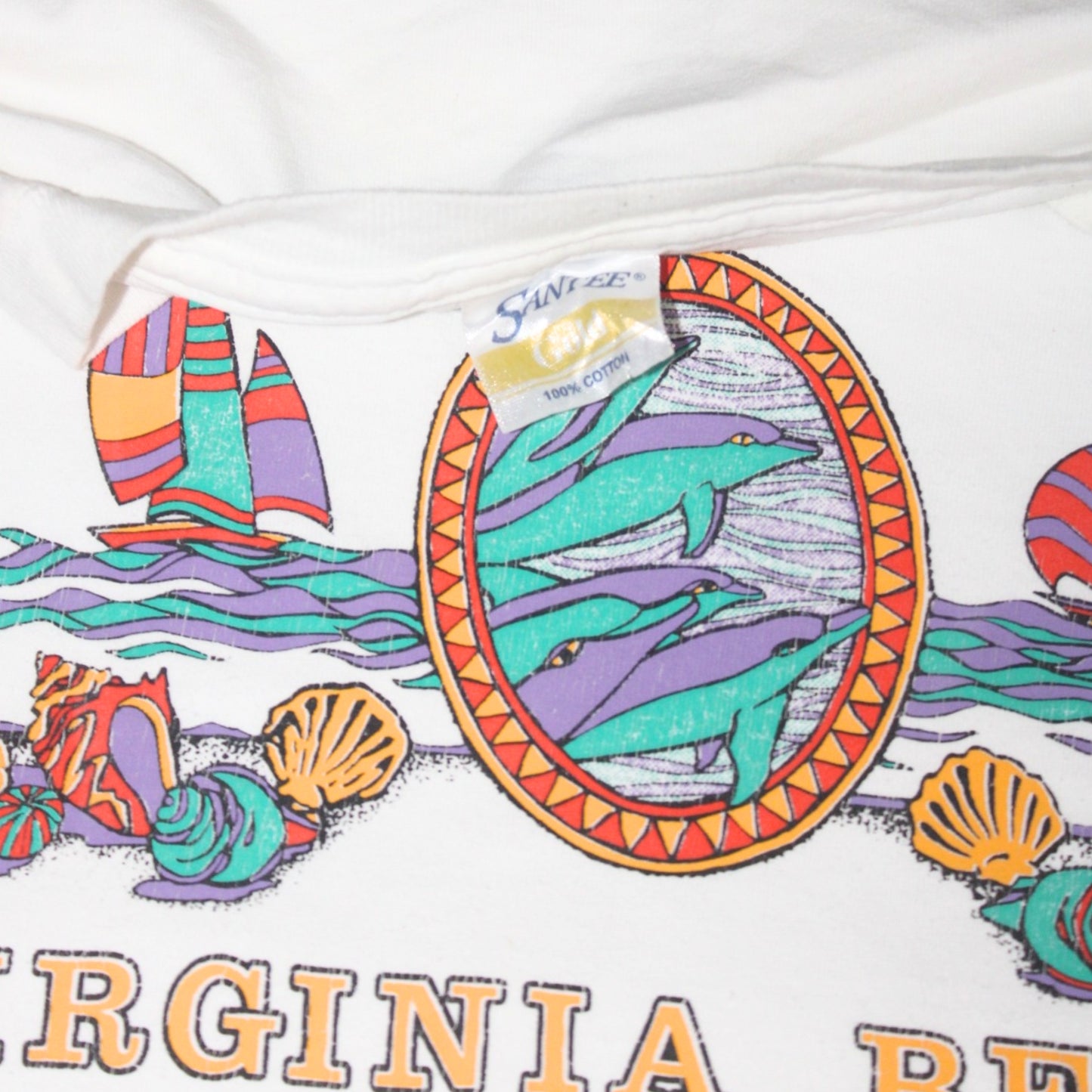 2000S VIRGINIA BEACH DOLPHIN SAIL TEE