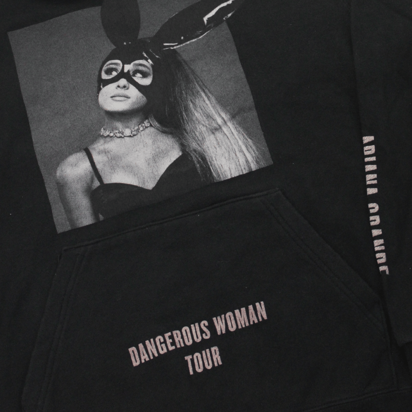 2010S ARIANA GRANDE DANGEROUS TOUR HOODIE