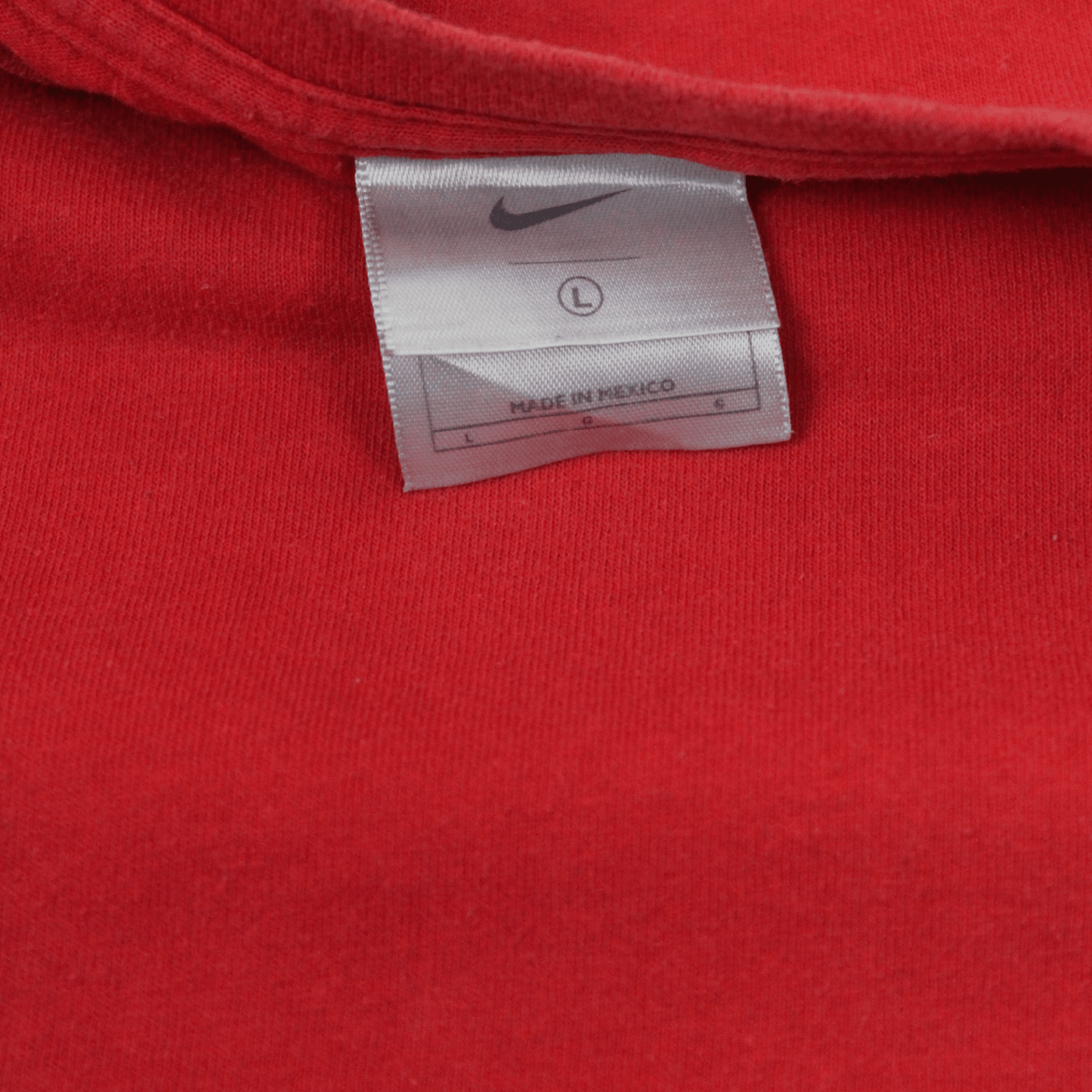 2000S NIKE TEE
