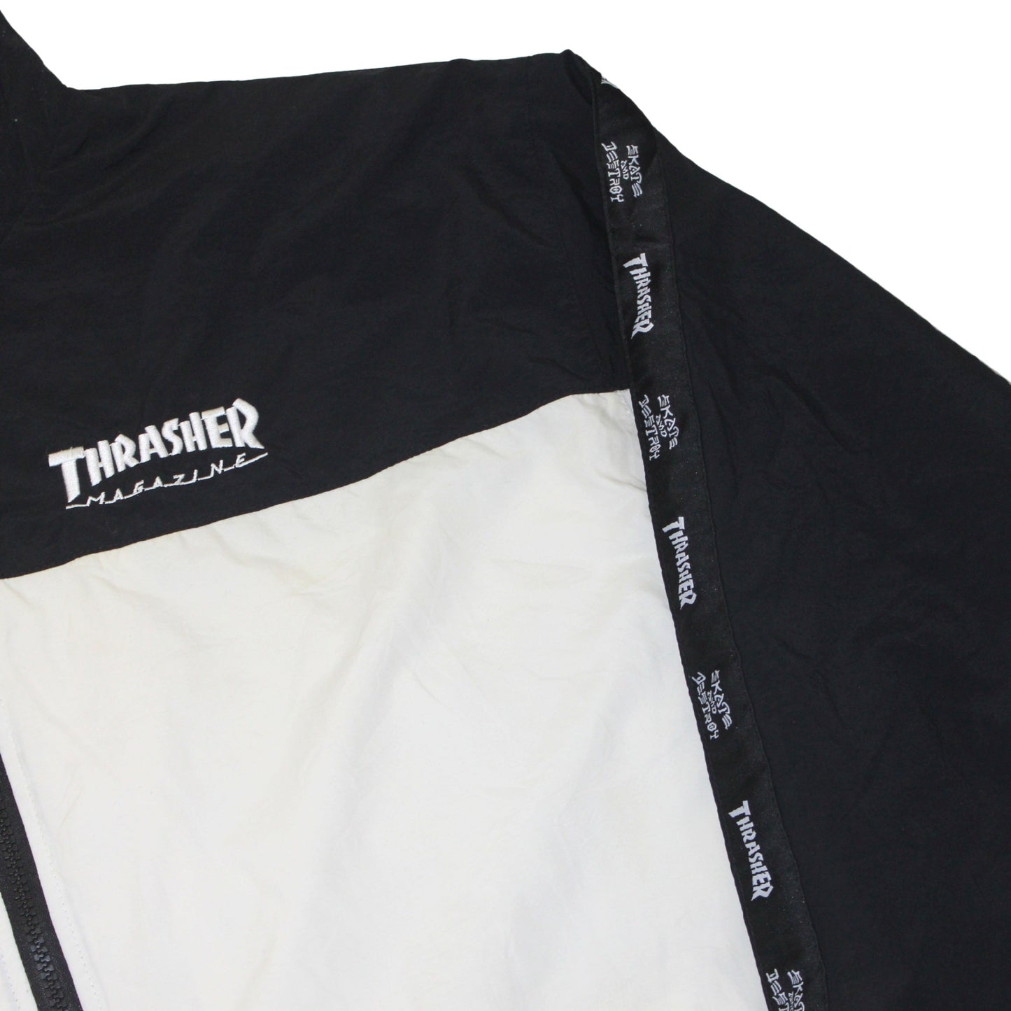 2000S THRASHER BLACK & WHITE WINDBREAKER