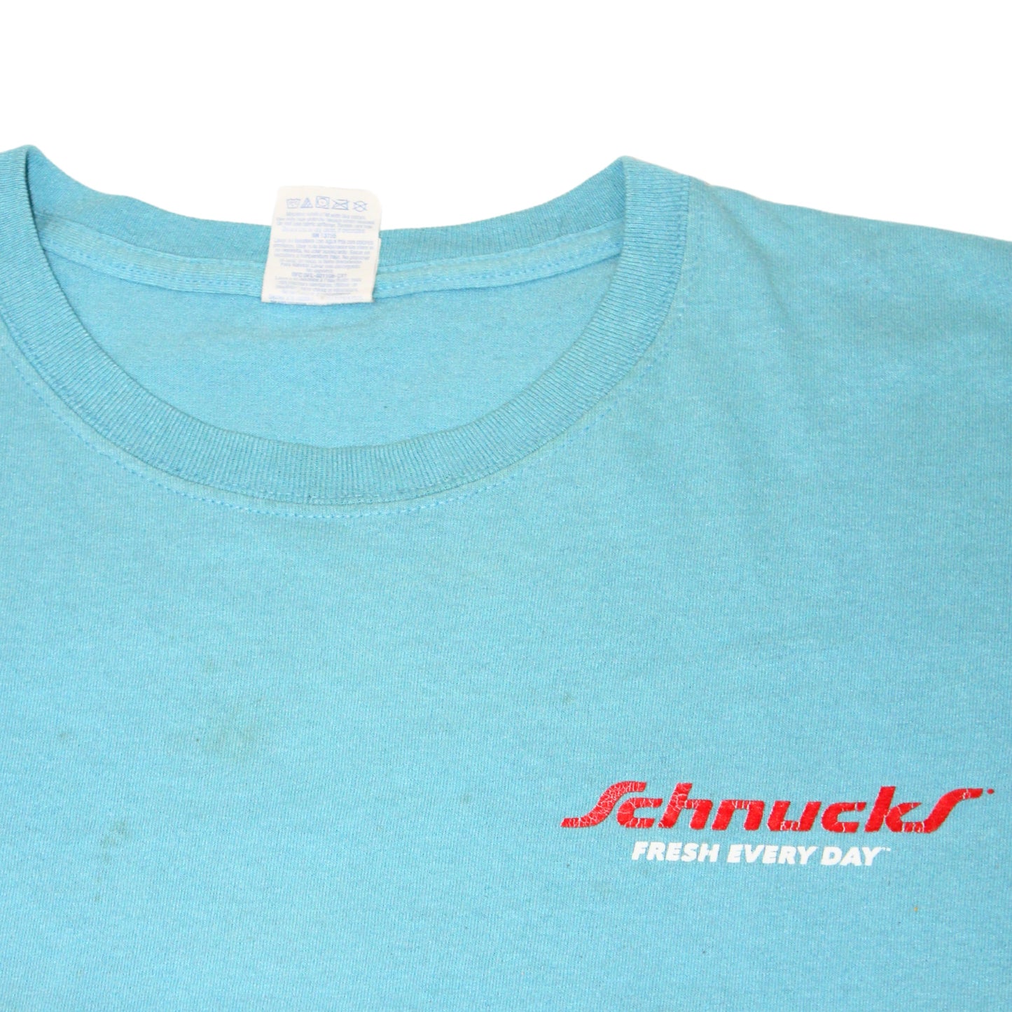 2010S SHNUCKS SNACKS TEE