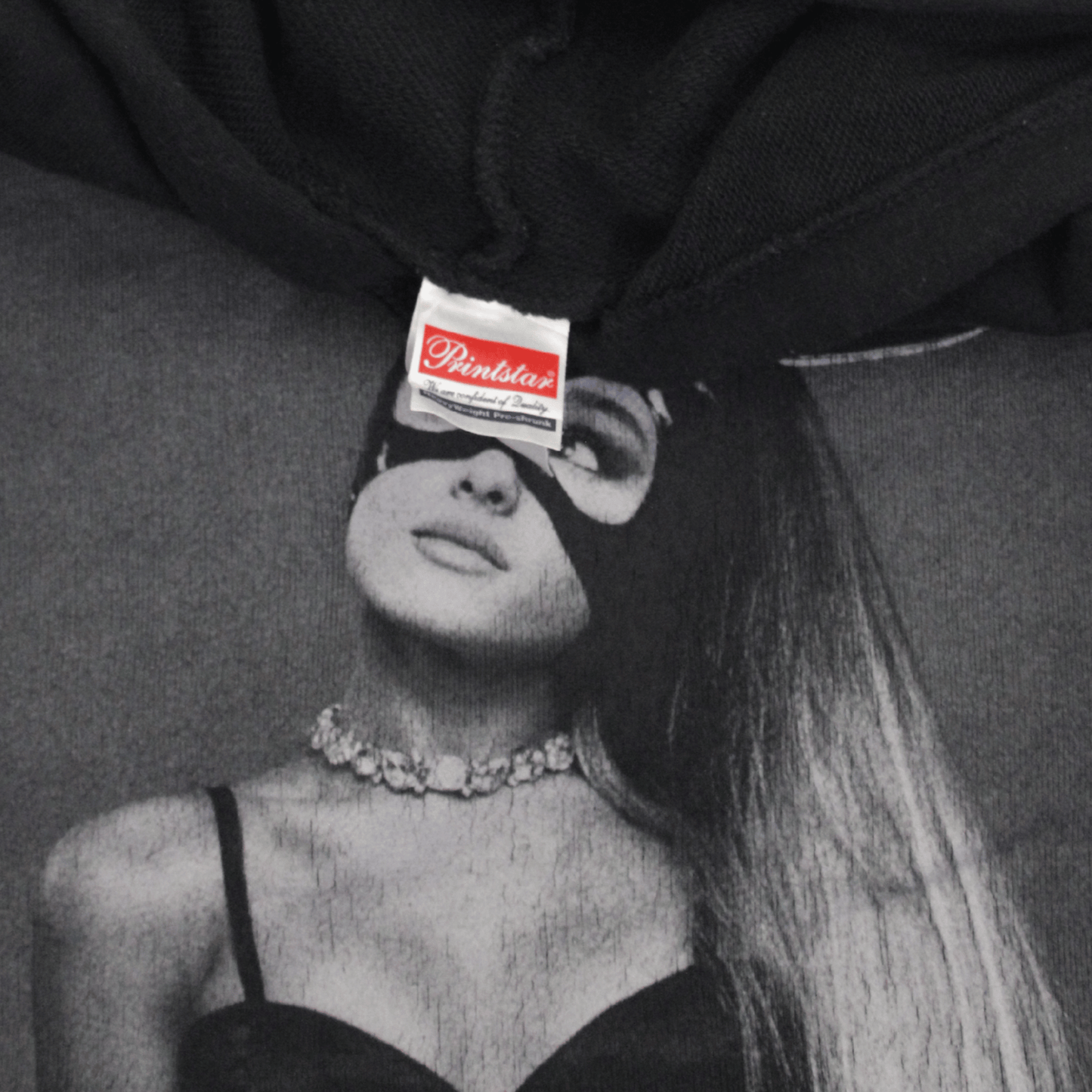 2010S ARIANA GRANDE DANGEROUS TOUR HOODIE