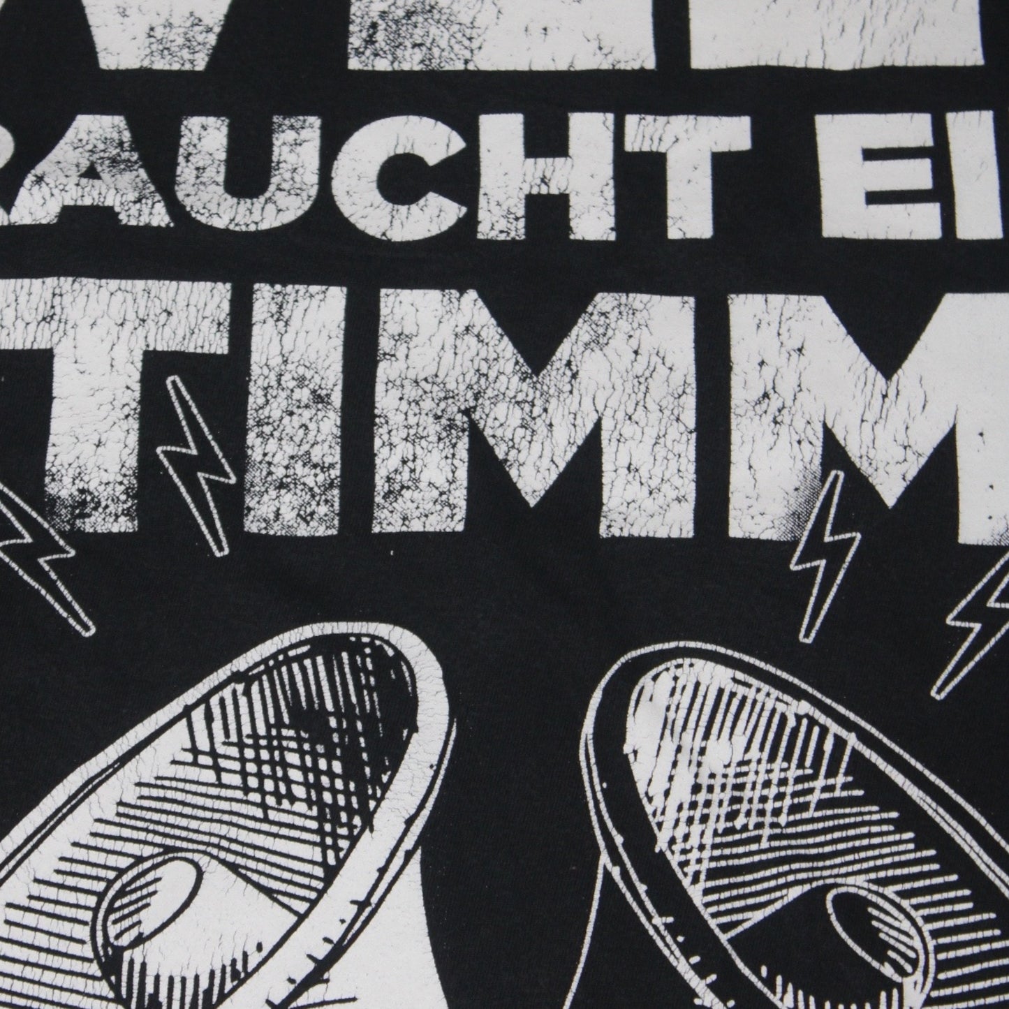 2010S GOITZSCHE FRONT “DIESE WELT BRAUCHT EINE STIMME” TEE