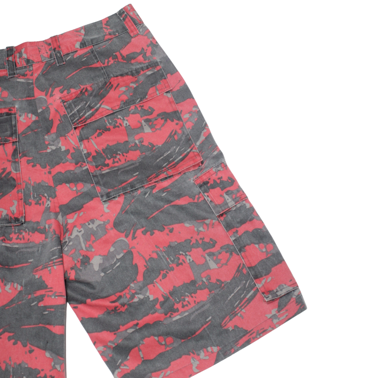 2000S OLD NAVY RED TIGER CAMO CARGO SHORTS