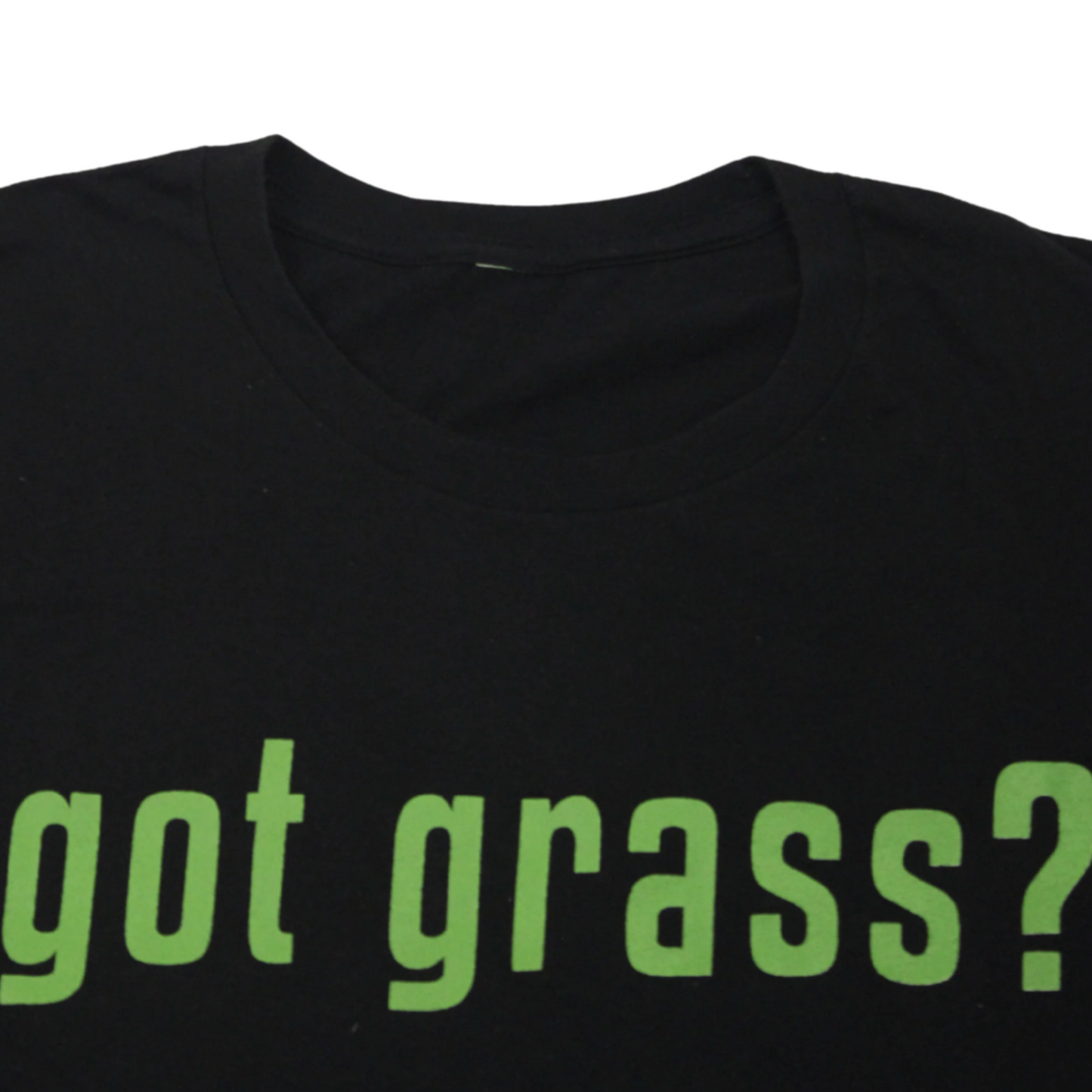 2010S GOT GRASS TEE