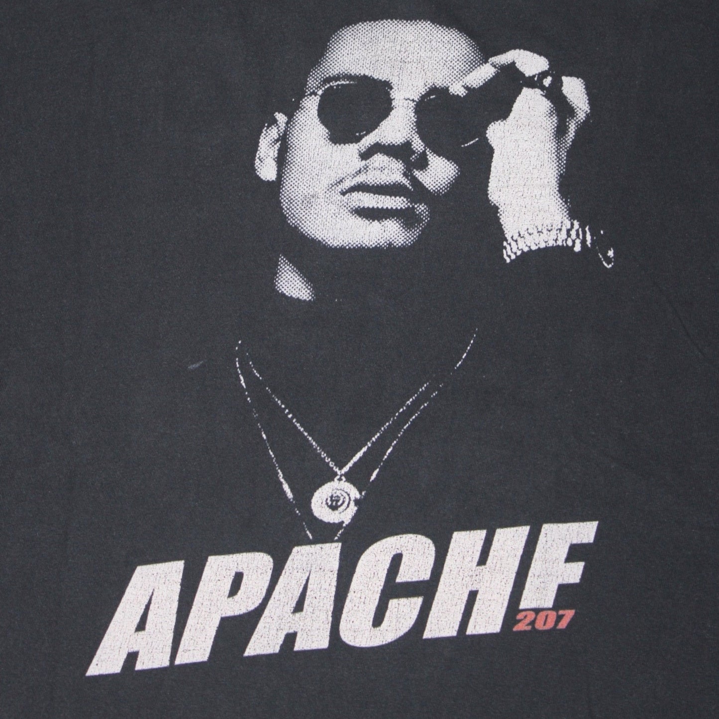 APACHE 207 PORTRAIT GRAPHIC TEE