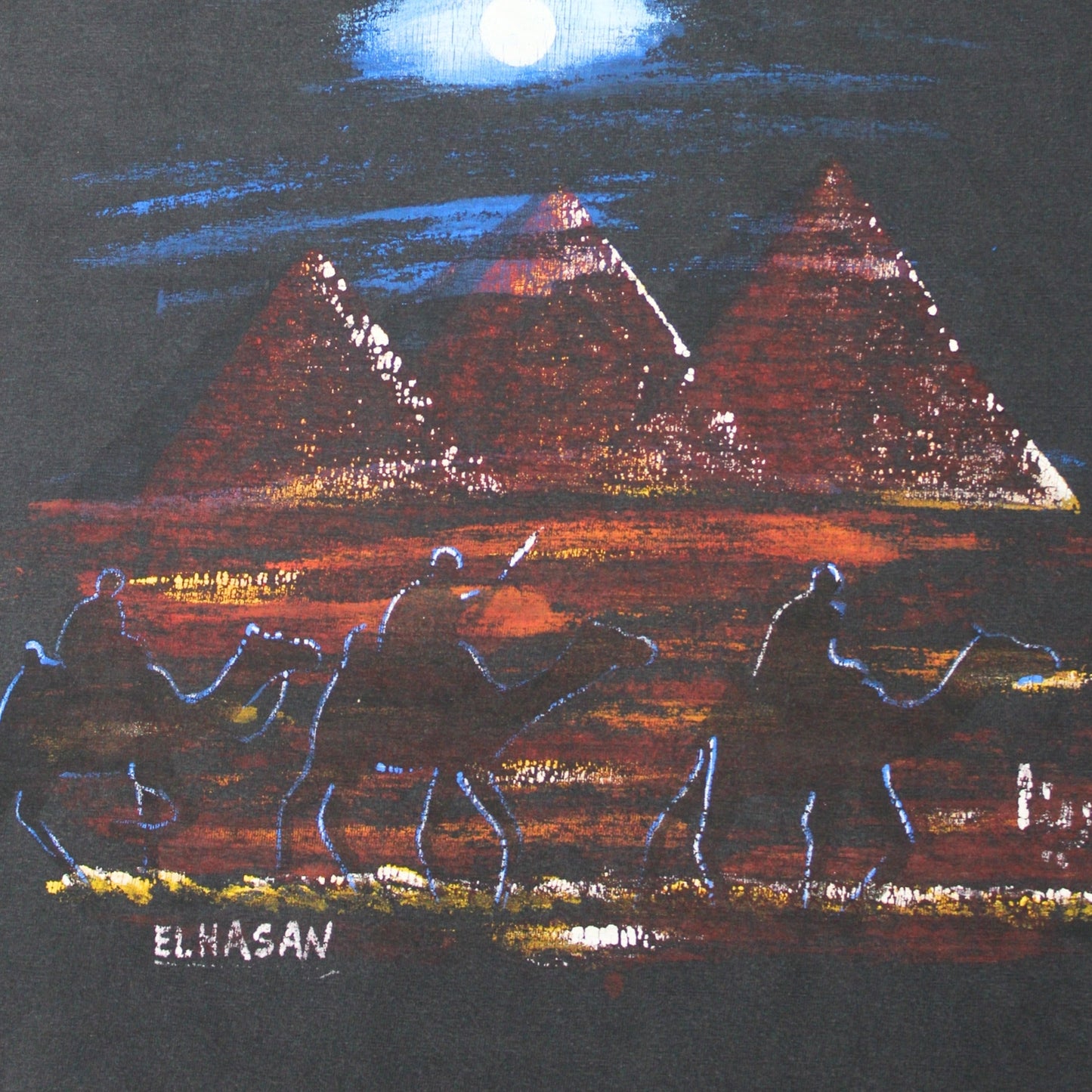 1990S ELHASAN PYRAMIDS MOONLIGHT ART TEE