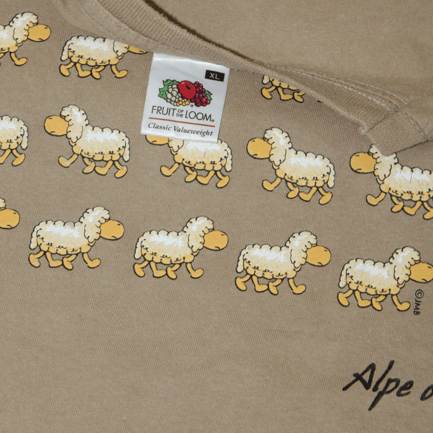 2010S BLACK SHEEP BE DIFFERENT TEE