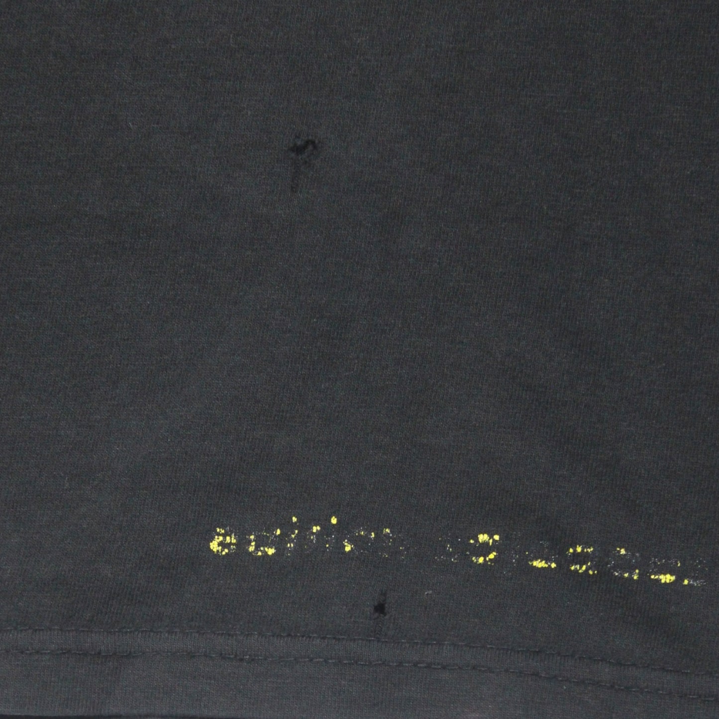 GERMAN “ELEKTRIKER, WAS WÄRE DIE NACHT OHNE DICH?” GRAPHIC TEE