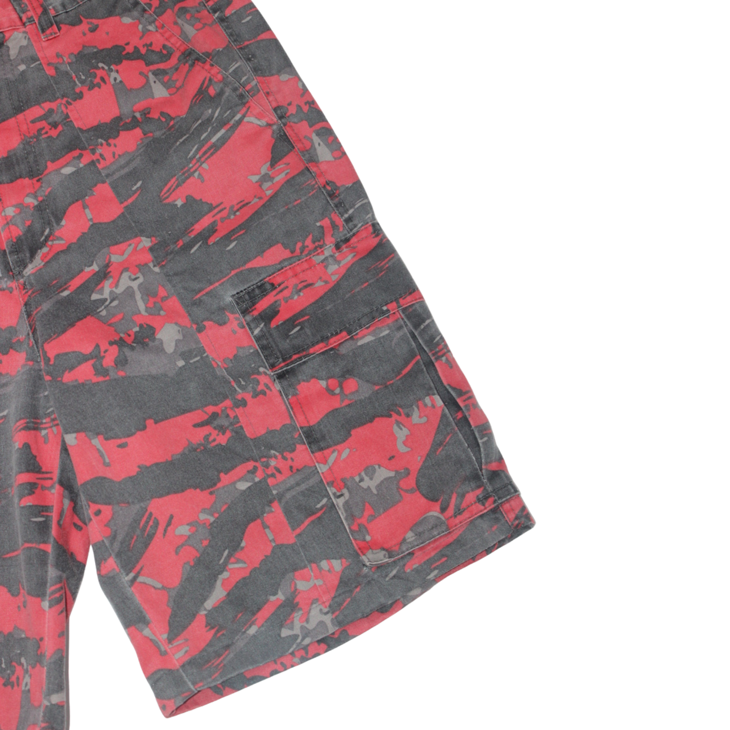 2000S OLD NAVY RED TIGER CAMO CARGO SHORTS